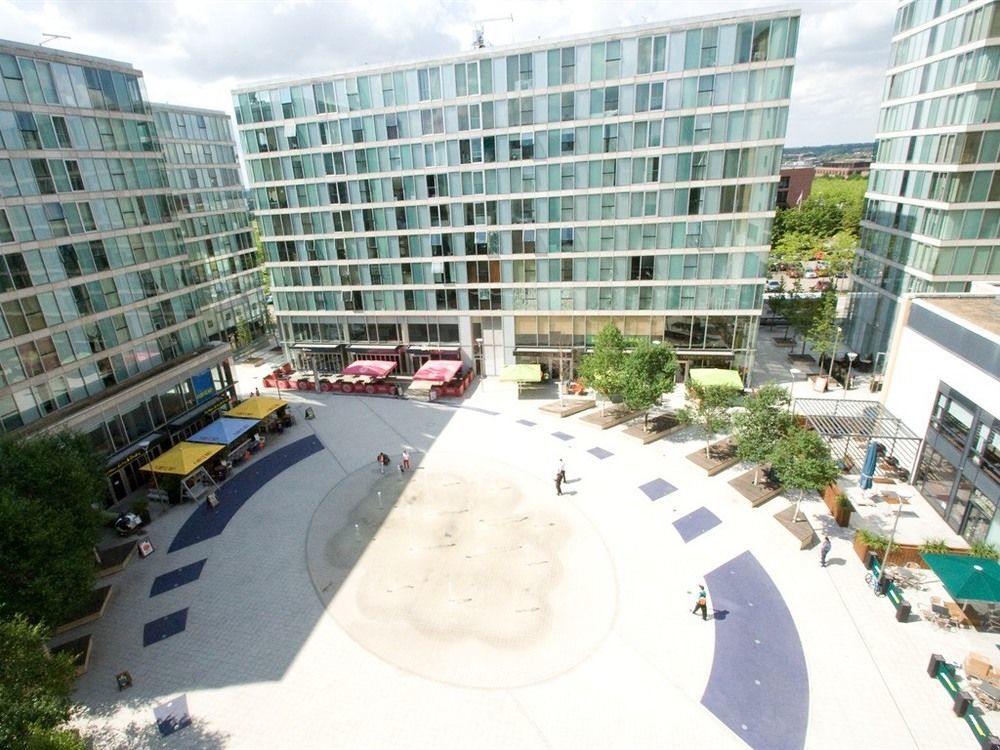 Chelsea House Apartment Milton Keynes
