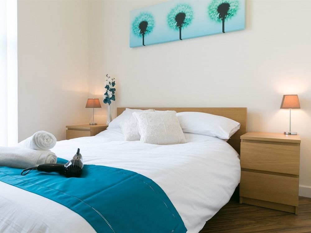 Chelsea House Apartment *